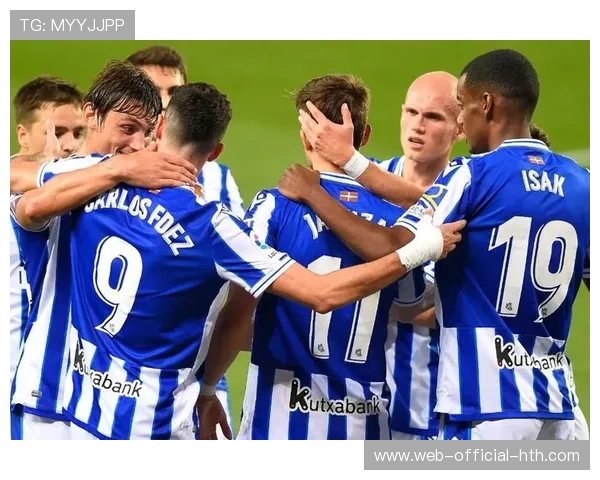 科莫3-0客胜莱切，黑马重回积分榜前六